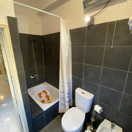 Tomás Surf Shelter Apartman