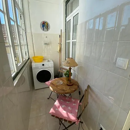 Tomas Surf Shelter Apartmán *